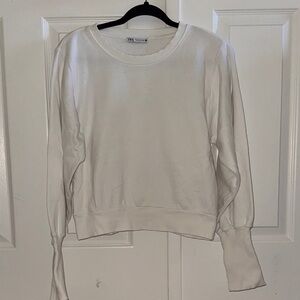 NWOT Zara Cream White Long Sleeve Sweater